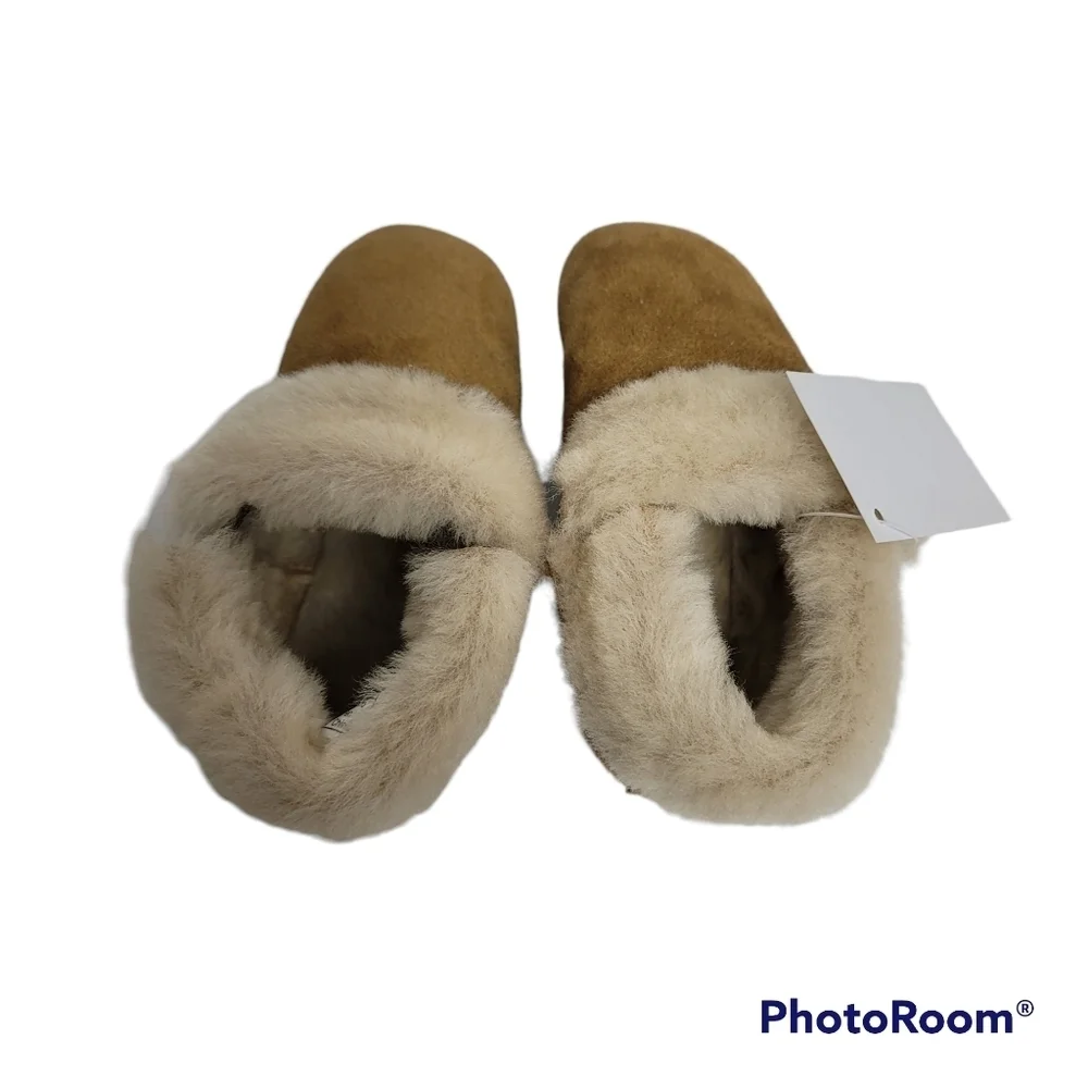 UGG Solvi‎ Infants Bootie Sz 4/5